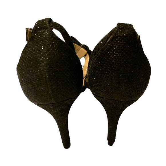 Unisa woman’s dress heels - Picture 2 of 3